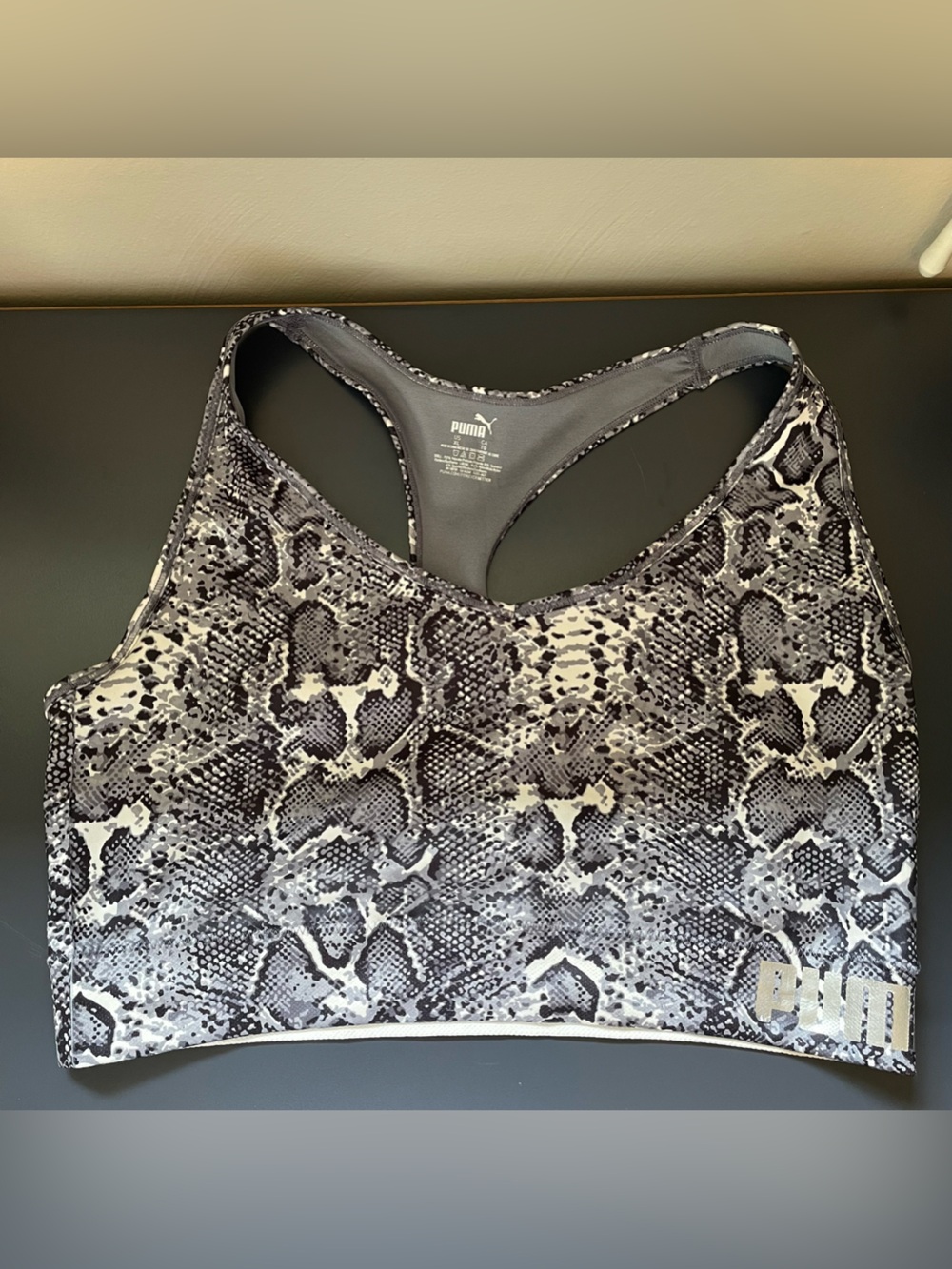 Puma Women’s Snakeskin Print Sports Bra Size XL